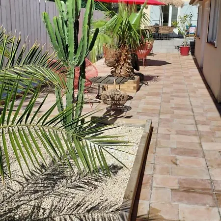 D'hotes Un Ete Sans Fin A 50 M De La A Canet-en-Roussillon